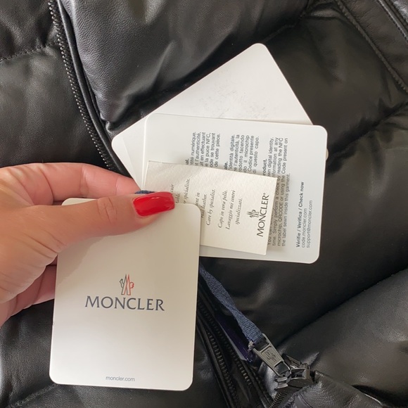 Moncler Giubbotto Genroulaz Leather Jacket - Picture 8 of 8